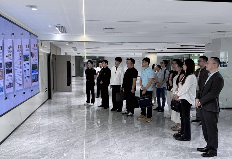 “智匯灣區,粵澳共融” |澳門高校研聯會碩博灣區行·中山站 4月29日,澳門高校研究生聯合會組織會員赴中山開展“智匯灣區,粵澳共融——碩博灣