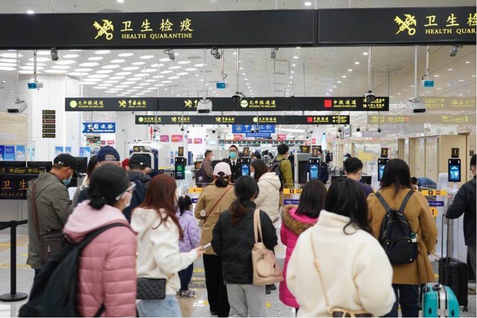 新春新景 橫琴口岸通關暢人氣旺
