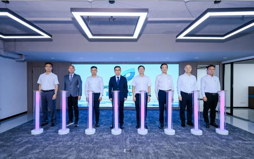 第十九屆澳門青年學生軍事夏令營舉辦