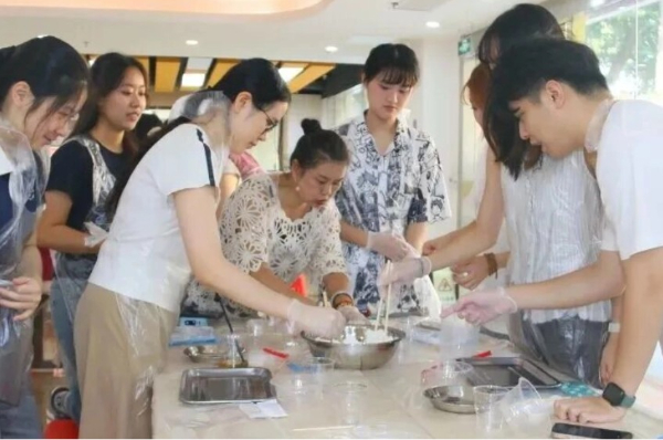 穗港澳青年中秋主題活動在廣州舉行